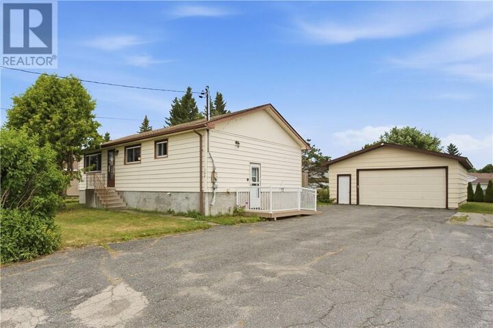 799 Belanger Street — photo 1