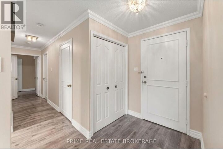 Property Photo:  693 Windermere Road North 204  ON N5X 2P1 