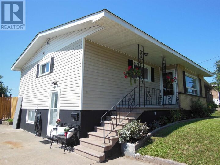 Property Photo: 291 St. Patrick St ON P6C 3S7