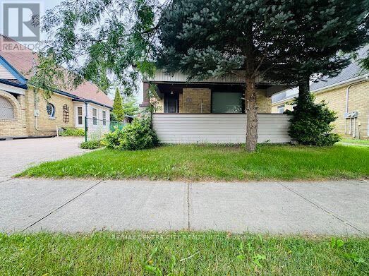 Property Photo: 122 Inkerman Street ON N5Z 1X6