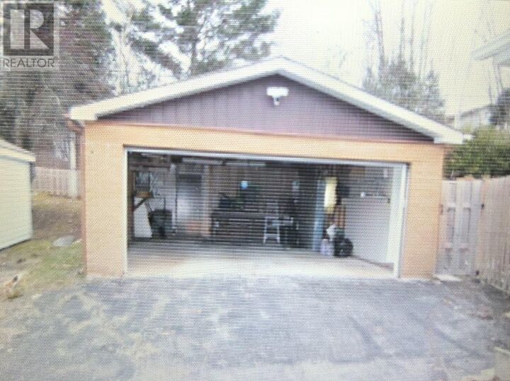 Property Photo:  190 Axmith Ave  ON P5A 1C1 