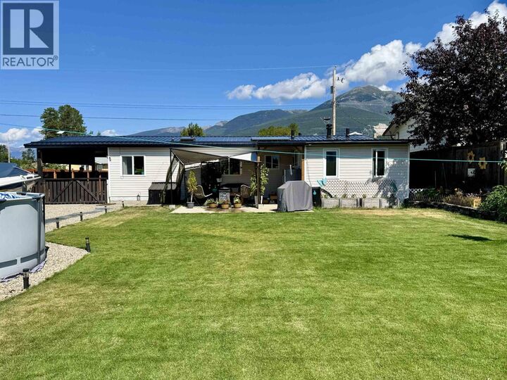 Property Photo: 1265 9th Avenue BC V0E 2Z0