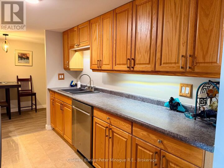 Property Photo: 425 William Street B-02 ON P1A 1X6
