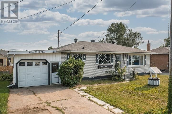 Property Photo:  345 Langdon Rd  ON P6C 2Y4 