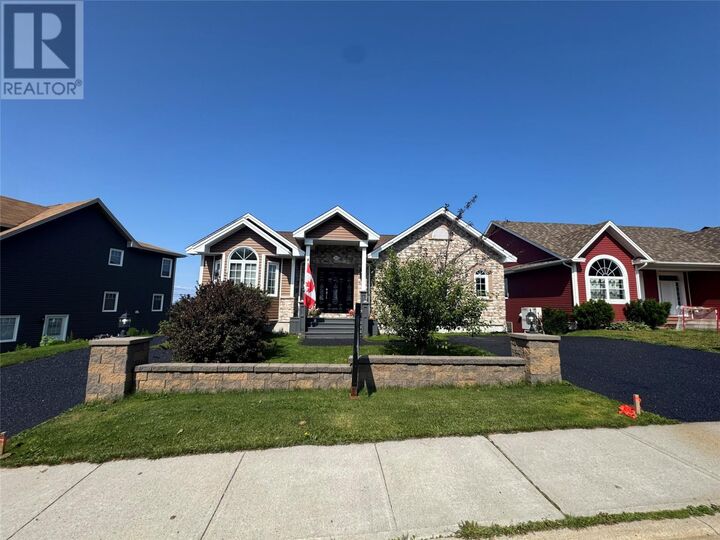 25 Legend Drive — photo 1