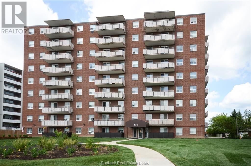 Property Photo:  851 Queenston Road Unit# 601  ON L8G 1B4 