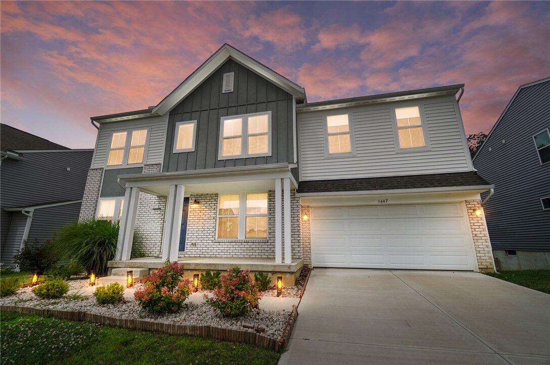 Property Photo: 1647 Arden Bend OH 45324