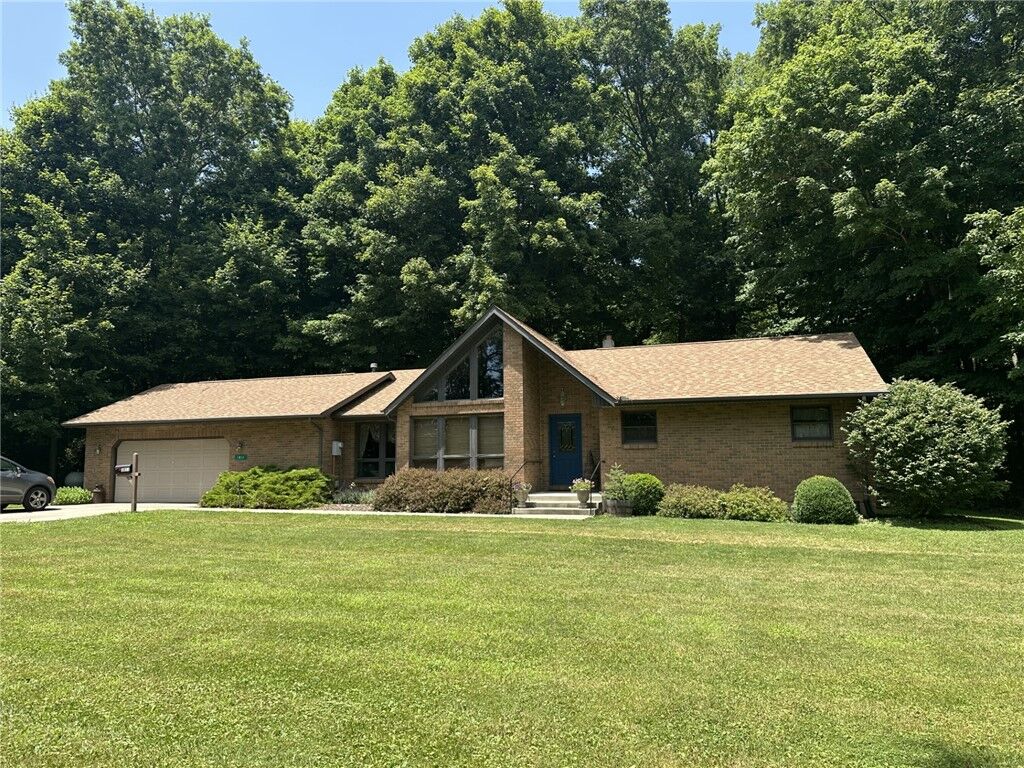 Property Photo:  1011 Starbuck Road  OH 45177 