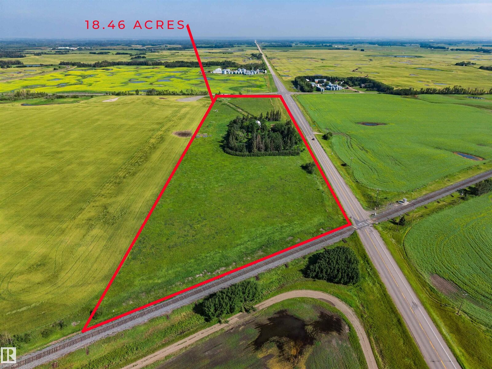 Property Photo:  55564 Rge Road 210  AB T8L 4B2 