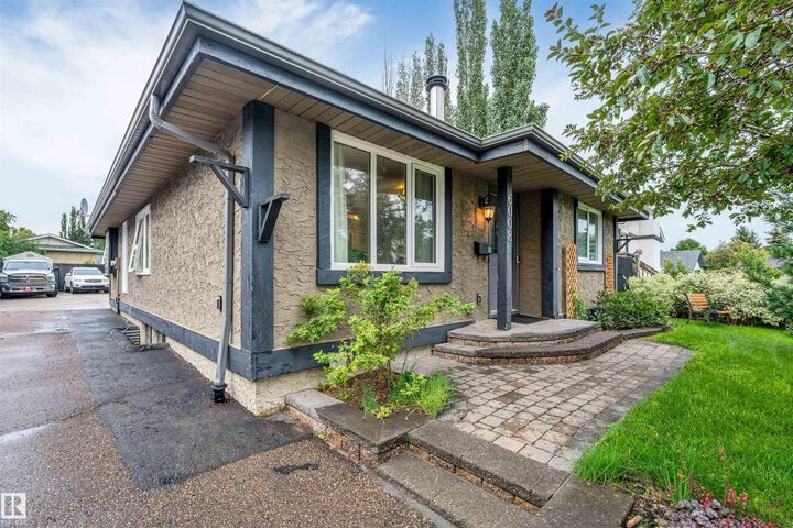 Property Photo: 6008 37 Avenue NW AB T6L 1H2