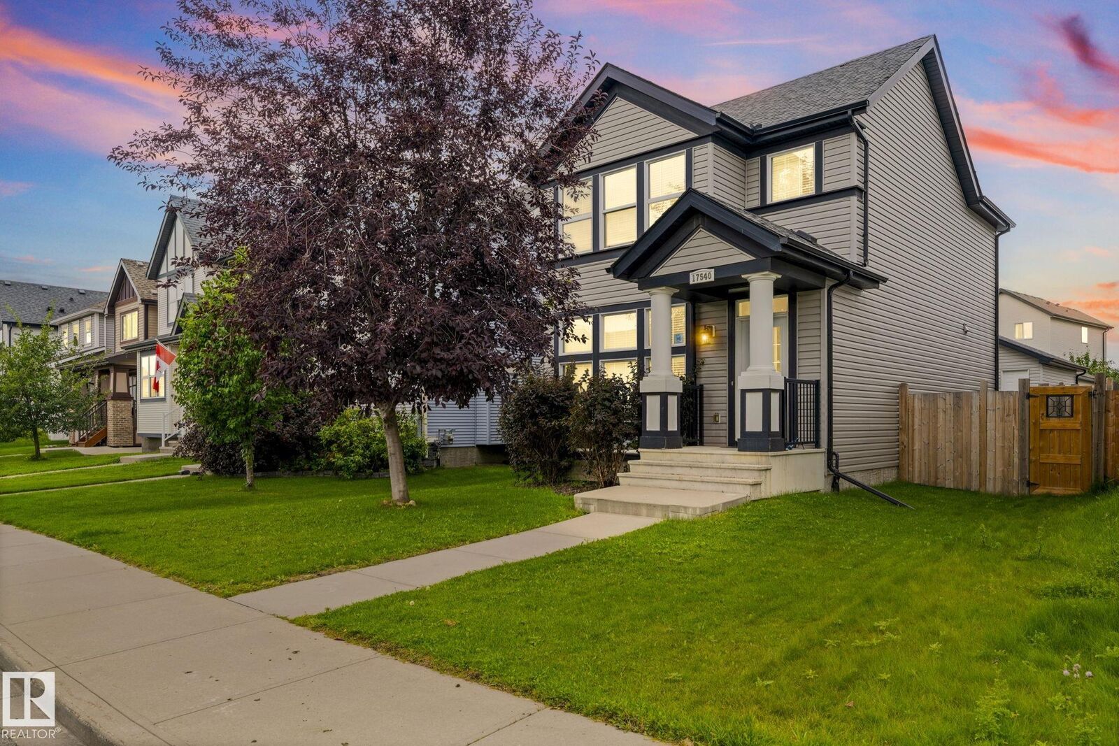 Property Photo:  17540 58 Street NW  AB T5Y 0T7 