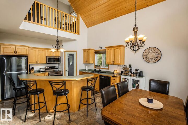Property Photo: 4 Martin Point Drive, Summer Village Of Hsb AB T0A 3A0