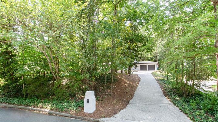 Property Photo: 1460 Loch Lomond Trail SW GA 30331