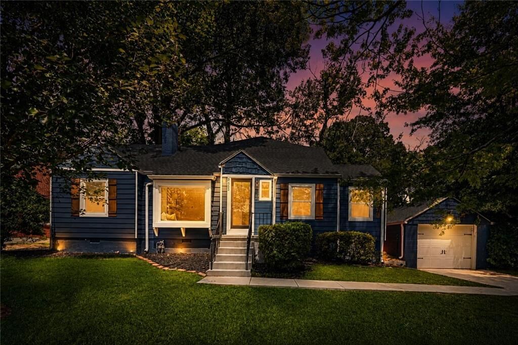 Property Photo:  3423 Rugby Circle  GA 30337 