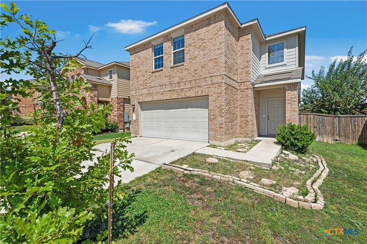 Property Photo:  513 Circle Way  TX 76537 
