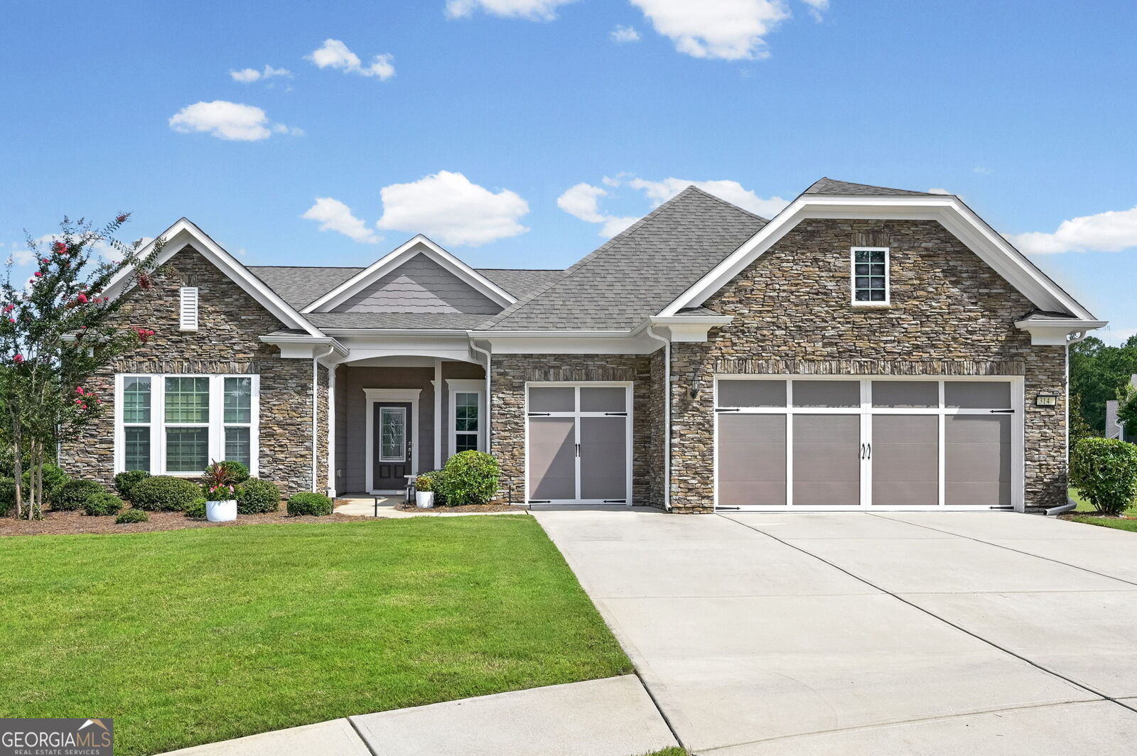Property Photo: 314 Tea Rose Court GA 30223