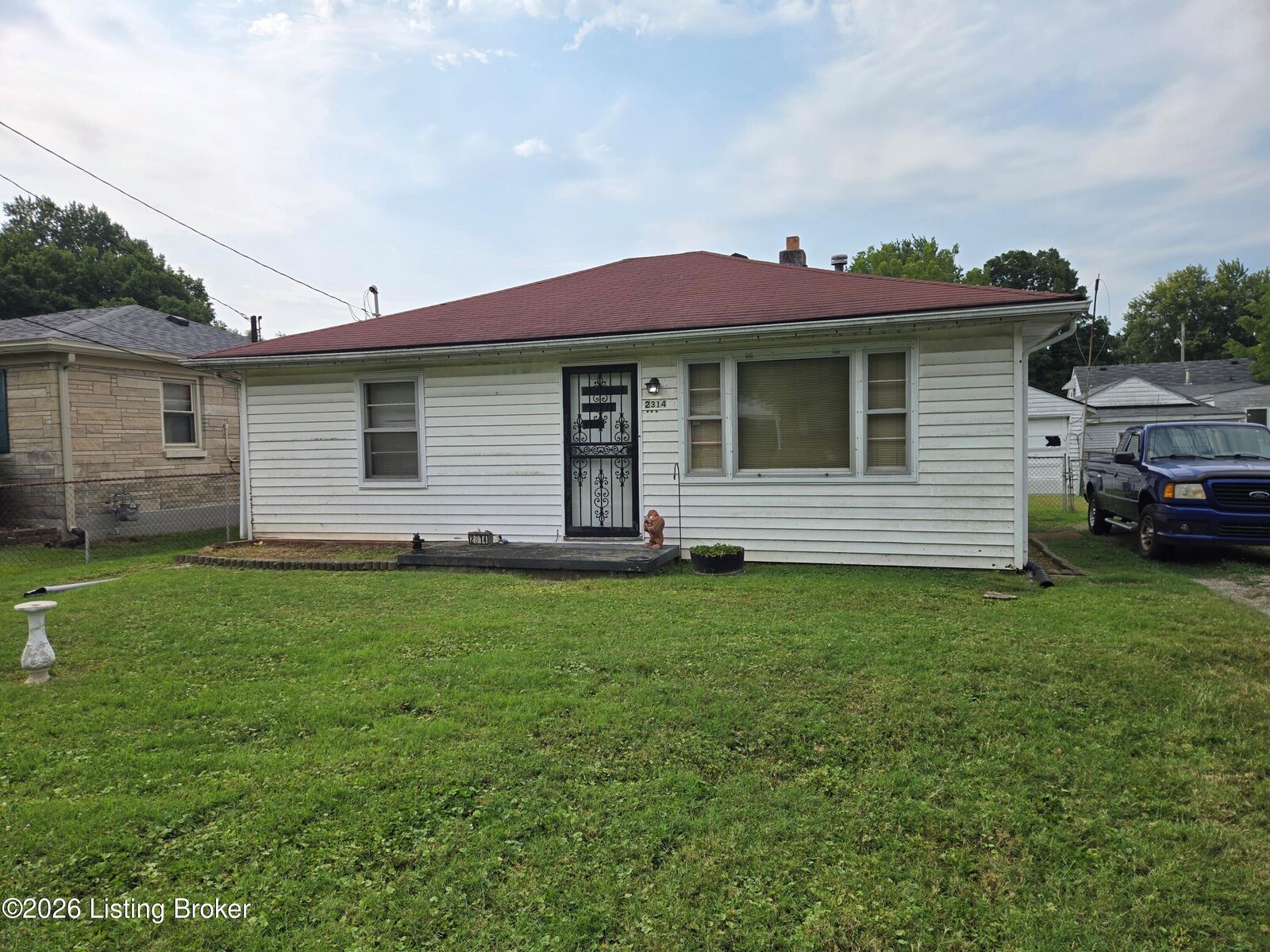 Property Photo: 2314 Lamar Ave KY 40216