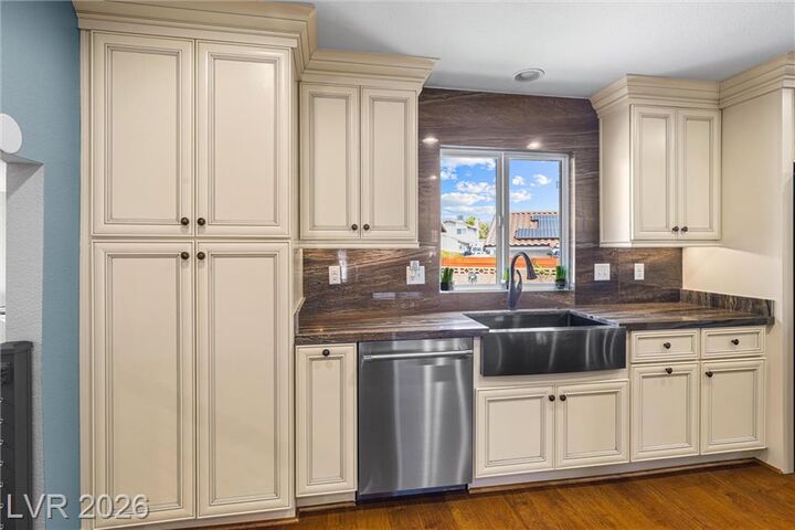 Property Photo:  8712 Bolzano Court  NV 89117 