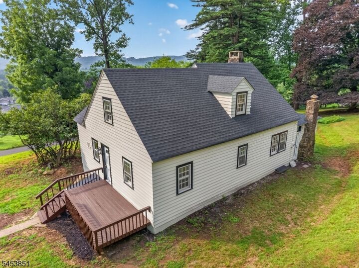Property Photo: 28 Dogwood Ln NJ 07882