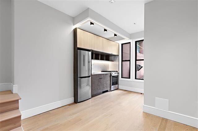 Property Photo: 542 Newark Ave 2L NJ 07306