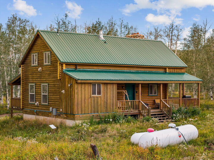Property Photo: 2227 E 4425 S UT 84720