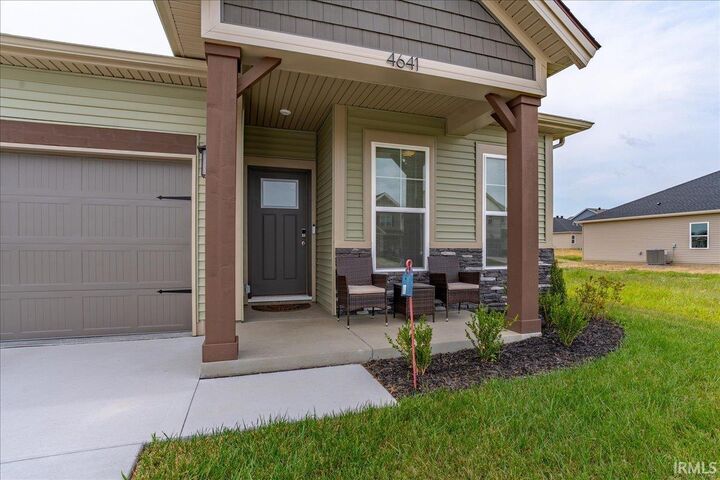 Property Photo: 4641 Chelmsford Drive IN 47630