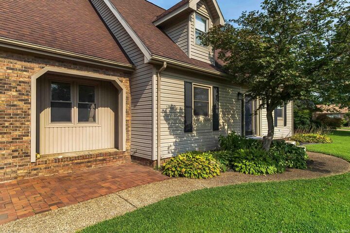 Property Photo:  641 Woodbriar Court  IN 47715 