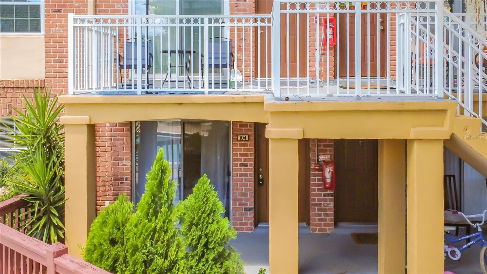 Property Photo: 476 Banyon Tree Circle 104 FL 32751