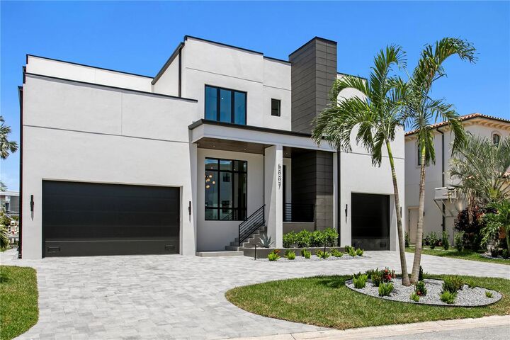 Property Photo:  5007 W San Miguel Street  FL 33629 