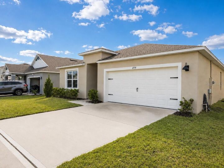 Property Photo:  2791 House Finch Road  FL 34773 