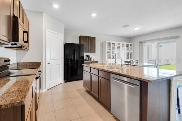 Property Photo:  10213 Golden Light Court  FL 33578 