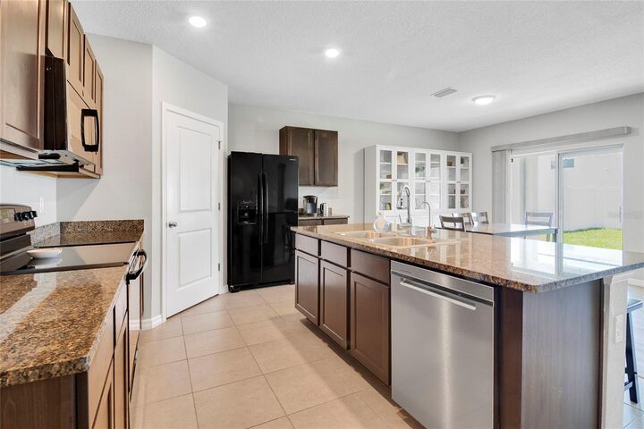 Property Photo:  10213 Golden Light Court  FL 33578 
