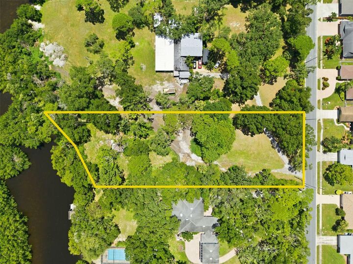 Property Photo:  6495 Burning Tree Drive  FL 33777 