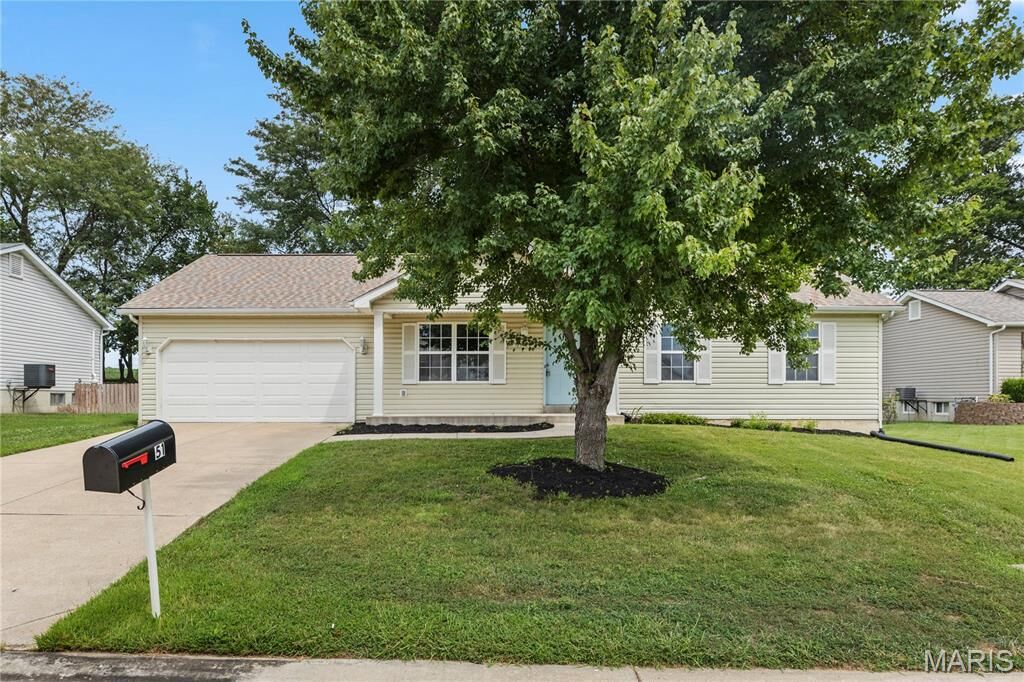 Property Photo:  51 Glen Meadows Drive  MO 63379 