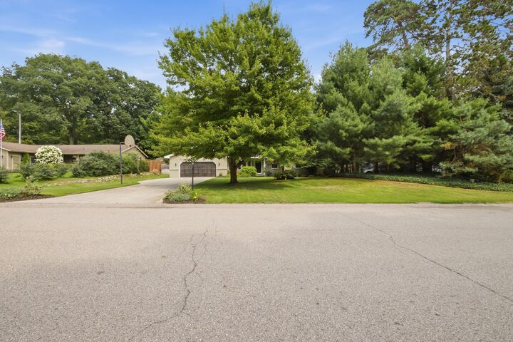 Property Photo: 13172 Sikkema Drive MI 49417