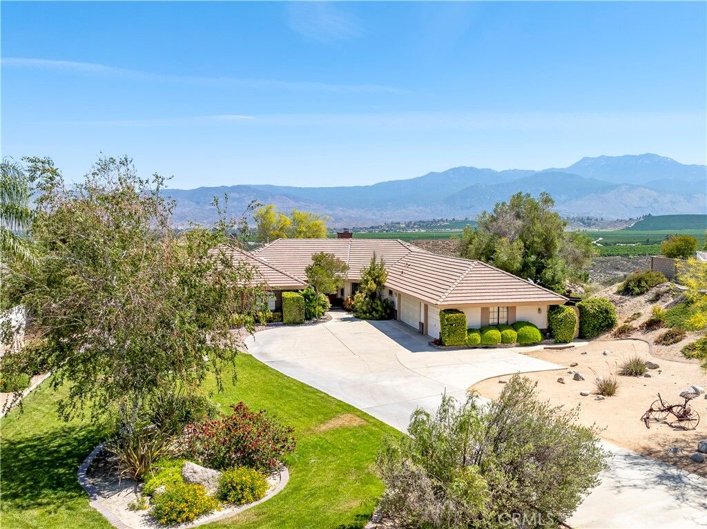 Property Photo: 27810 Lake Street CA 92544