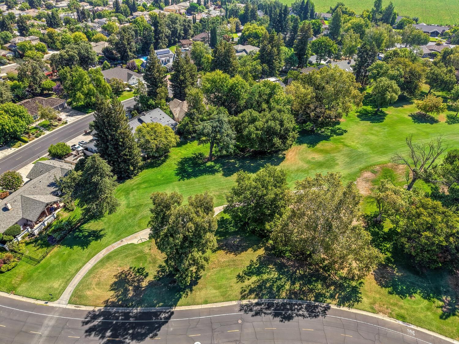 Property Photo:  3 Country Club Drive  CA 95618 