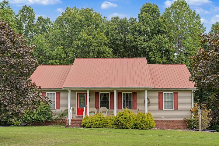 Property Photo:  8229 Galen Rd  TN 37083 