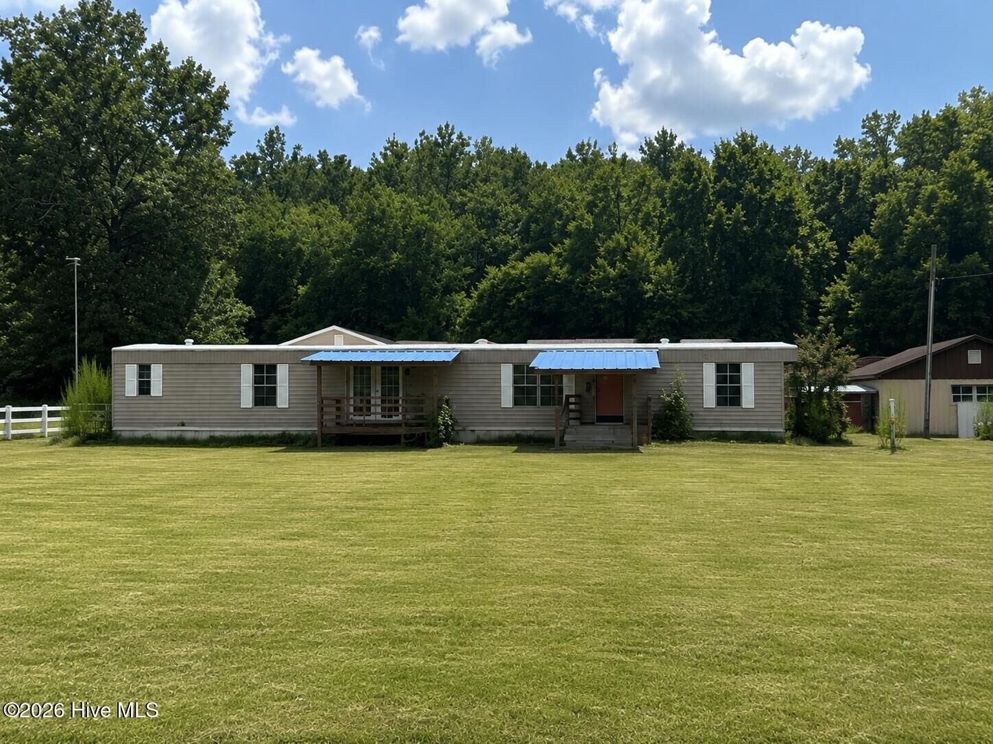 Property Photo: 648 Hall Siding Road NC 27910