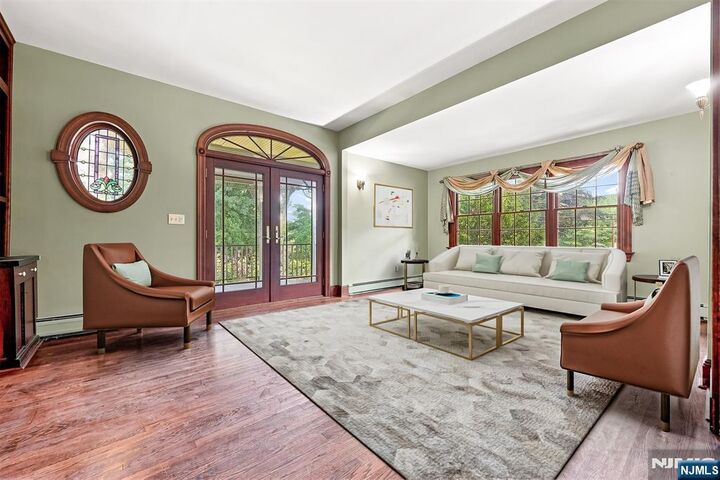 Property Photo:  41 Crest Road  NJ 07642 