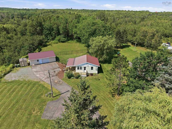 1096 Highway 2 — photo 1