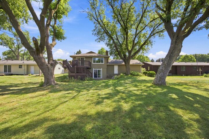 Property Photo:  2370 Pleasant View Drive  MN 55112 