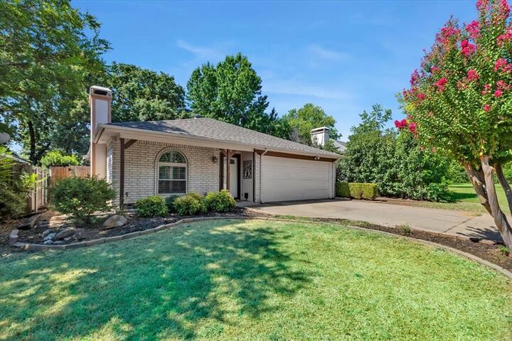 Property Photo:  5906 Santa Fe Drive  TX 76017 