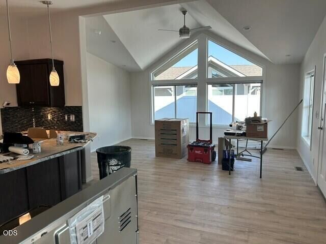 Property Photo: 333 Mountain View Drive 106 OR 97540