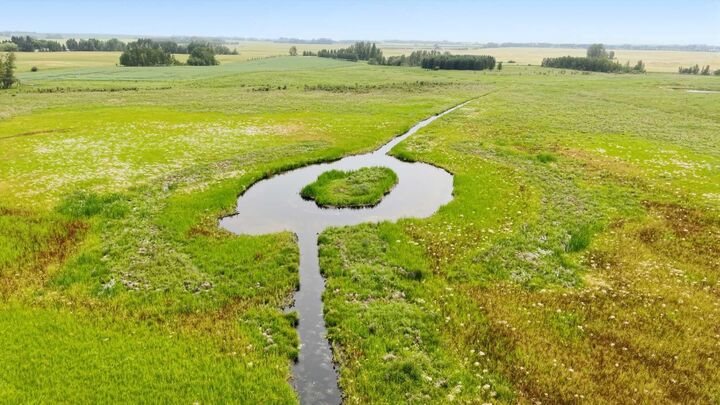 Property Photo: On Township Road 374 AB T4E 2C7