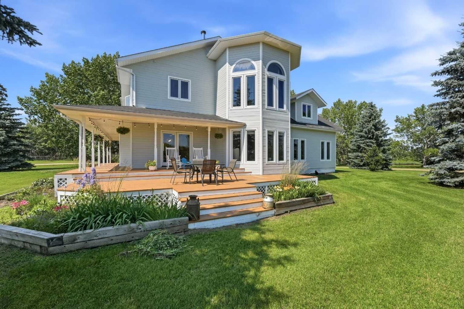 Property Photo: 40032 Range Road 220 AB T0B 3C0