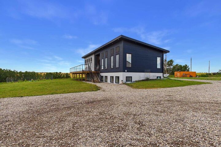Property Photo: 285102 Lochend Road AB T0M 1L0
