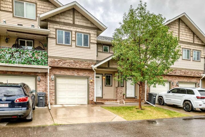 308 11 Avenue 129 — photo 1