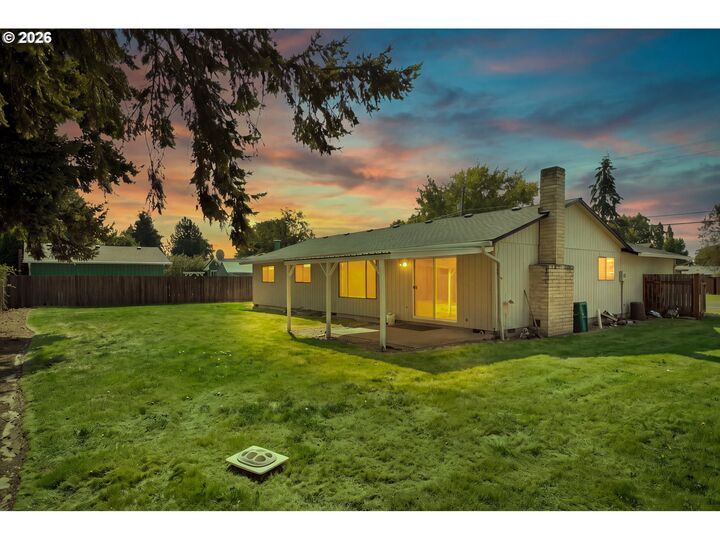 Property Photo: 1091 NE Sunrise Ln OR 97124