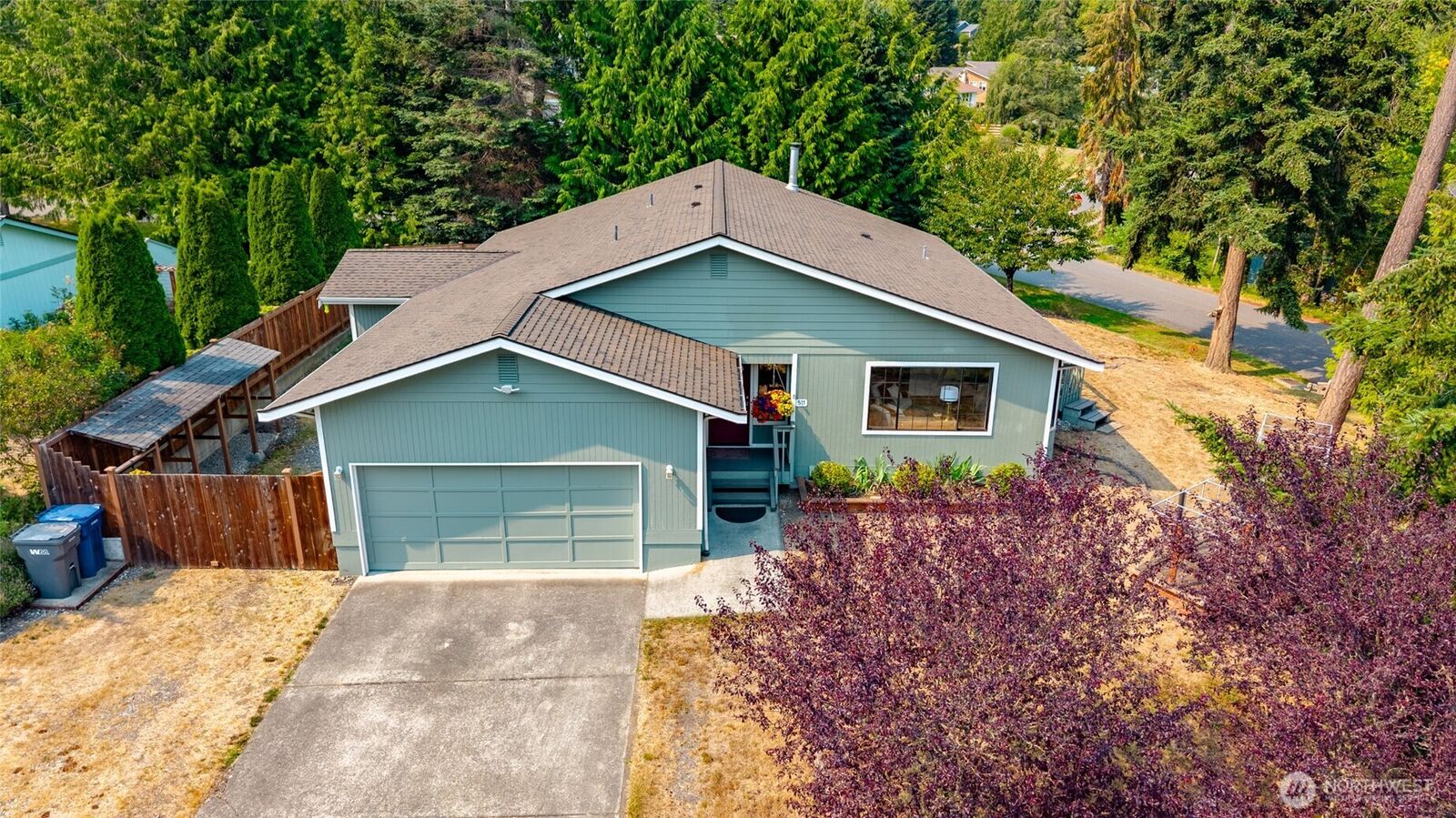 Property Photo: 511 Kloshe Way WA 98257